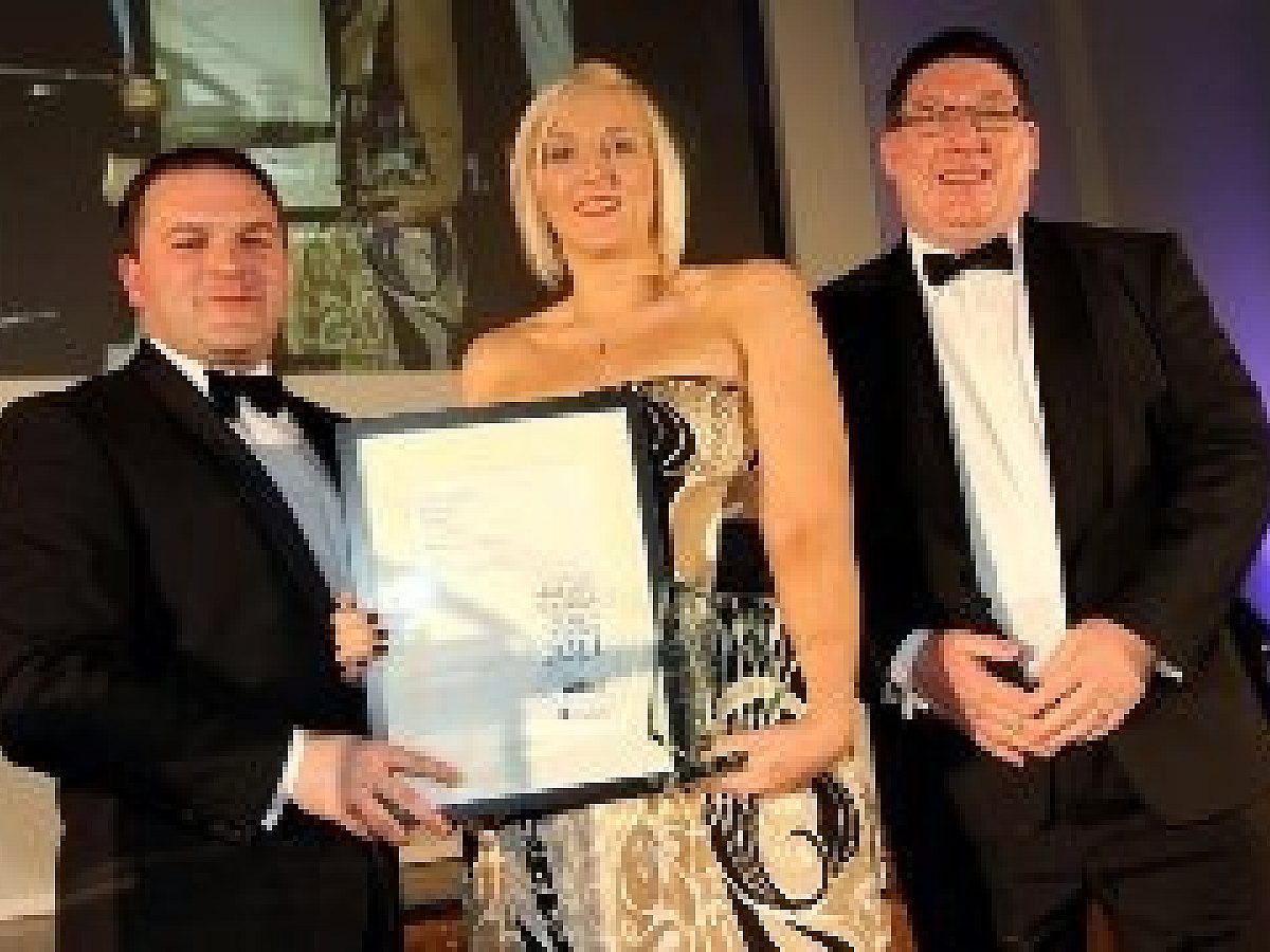 Wolfestone Closes Record-Breaking Year with Dual Business Award Wins